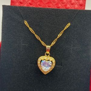 18KGP Stunning Heart Pendant